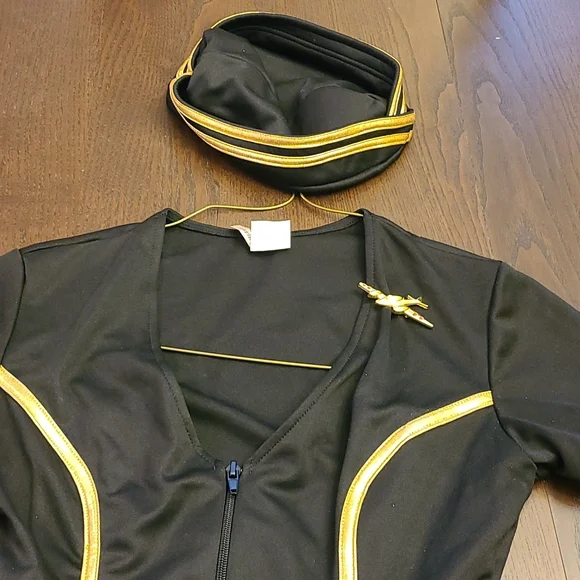 Halloween costume, Women's 3 piece sexy flight crew attandent costume - Picture 4 of 5